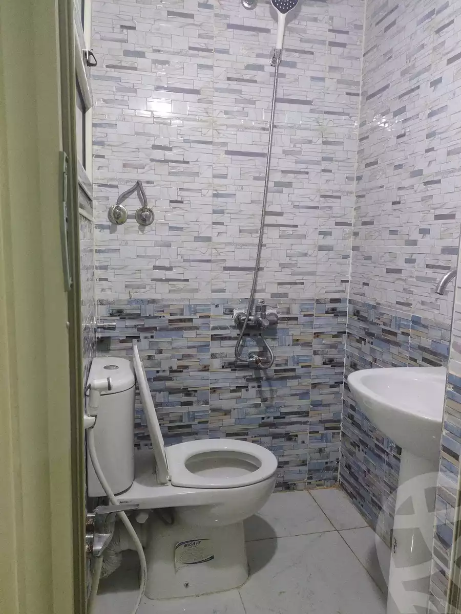 https://aqarmap.com.eg/en/listing/5383060-for-rent-cairo-ain-shams-jsr-lswys