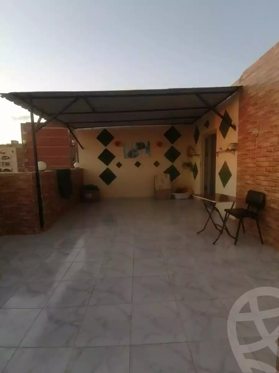 https://aqarmap.com.eg/ar/listing/5383456-for-sale-alexandria-l-jmy-lbytsh-el-hanafeya-st