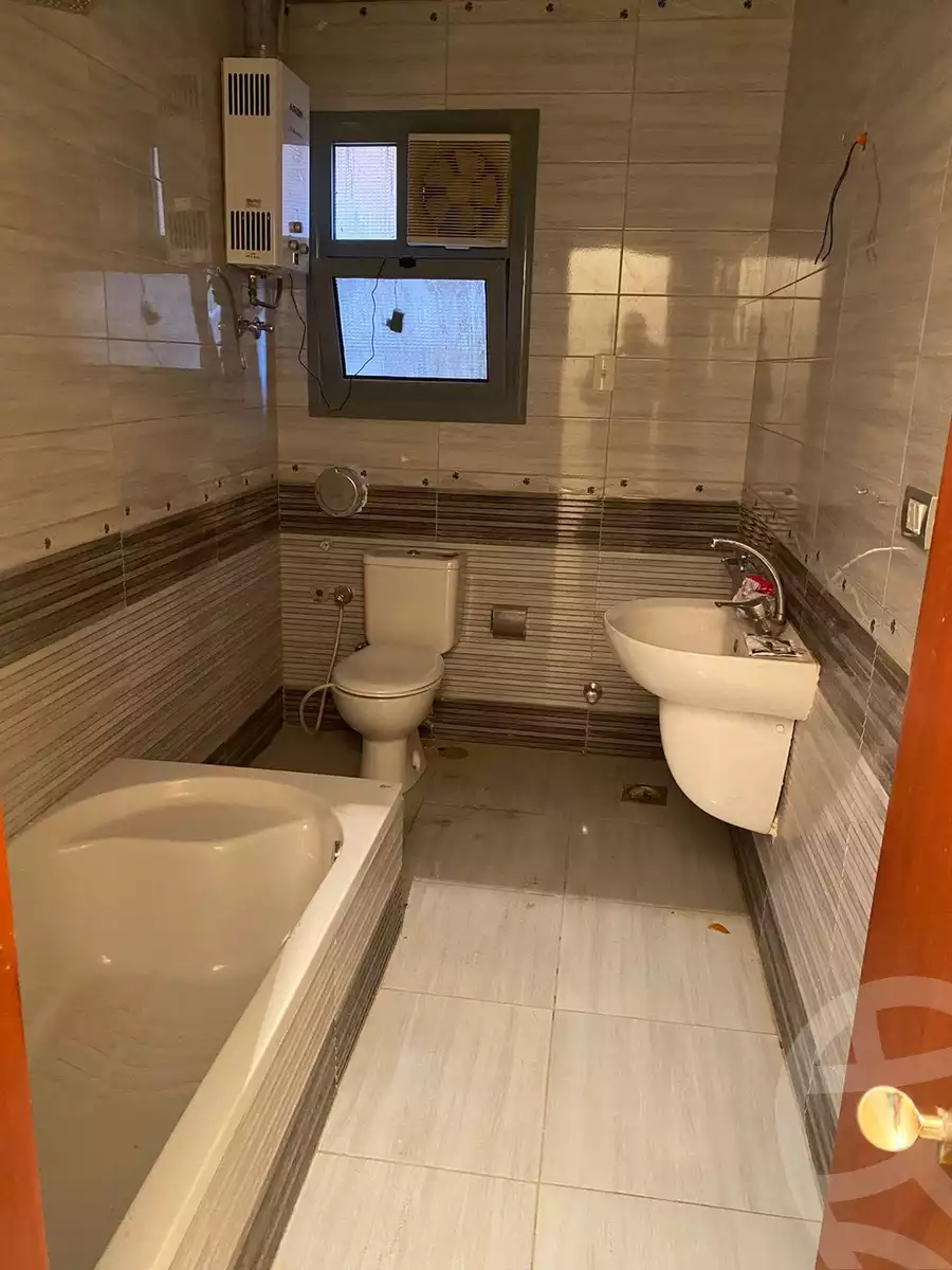 https://aqarmap.com.eg/en/listing/5383631-for-rent-cairo-mokattam-el-hadabah-el-wosta-el-mantaqa-el-olaa