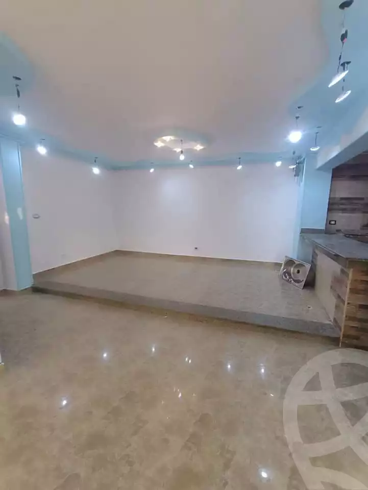 https://aqarmap.com.eg/ar/listing/5384373-for-rent-cairo-mokattam-lhdb-l-ly