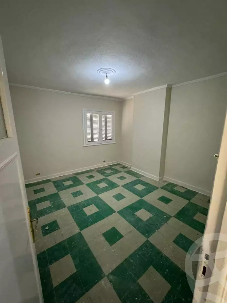 https://aqarmap.com.eg/en/listing/5387658-for-sale-alexandria-sn-styfnw-abd-el-salam-aref-st