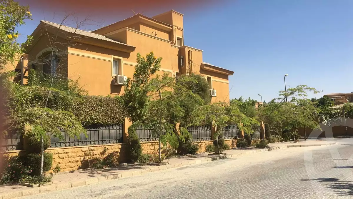 https://aqarmap.com.eg/en/listing/5387663-for-sale-cairo-new-cairo-compounds-dyar