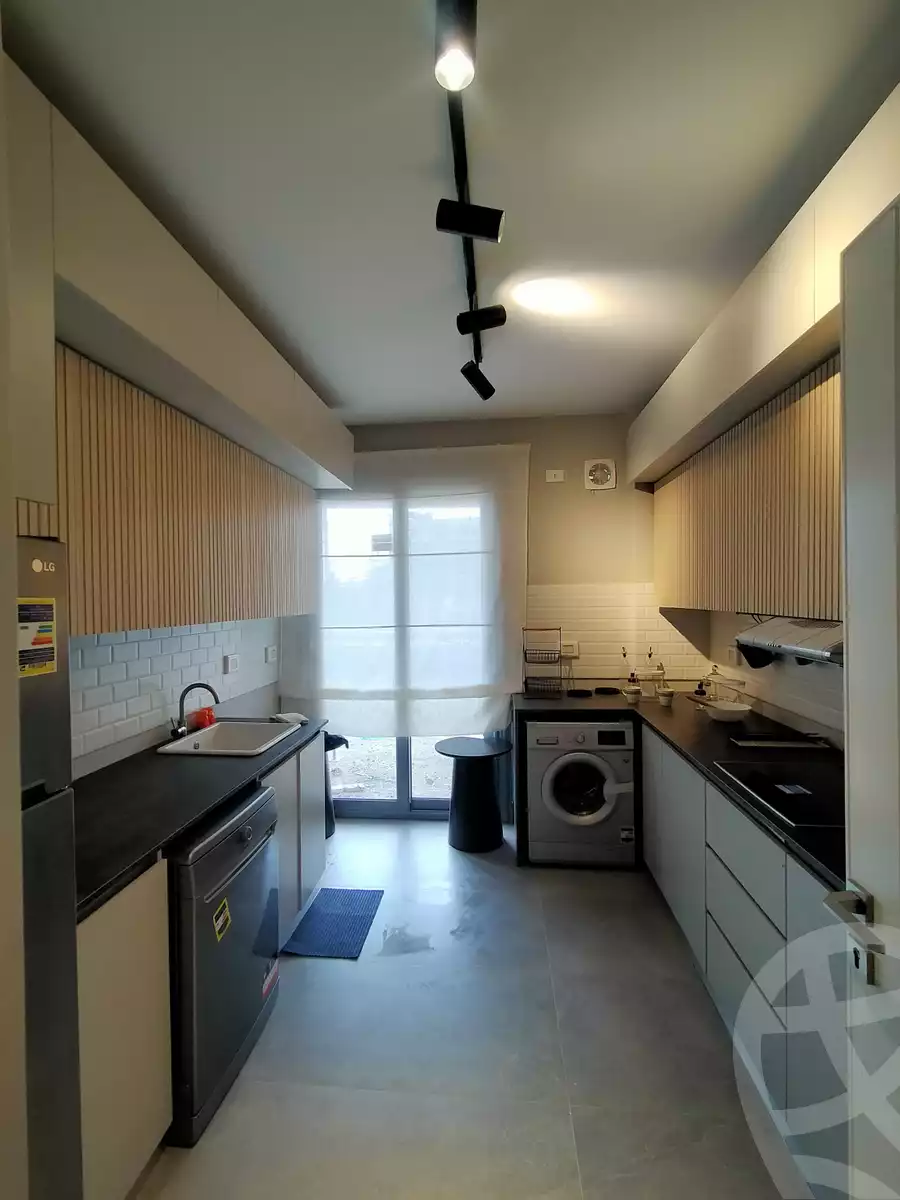 https://aqarmap.com.eg/en/listing/5389430-for-sale-cairo-el-sheikh-zayed-city-compounds-kmbwnd-fyldj-wyst-dr-llttwyr
