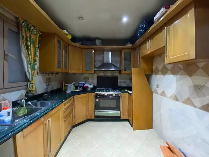 https://aqarmap.com.eg/en/listing/5389450-for-sale-cairo-mokattam-lhdb-l-ly-madinat-el-togaryen-mokatam-club-st