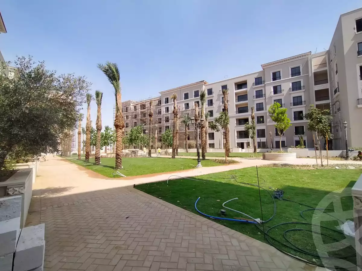 https://aqarmap.com.eg/en/listing/5389485-for-sale-cairo-el-sheikh-zayed-city-compounds-kmbwnd-fyldj-wyst-dr-llttwyr