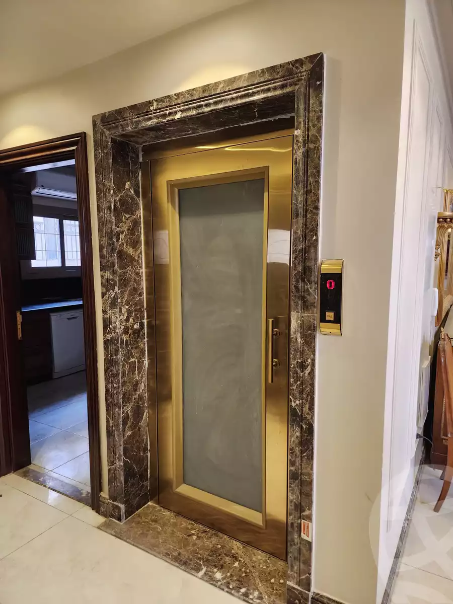 https://aqarmap.com.eg/en/listing/5390397-for-sale-cairo-new-cairo-compounds-golden-heights-1