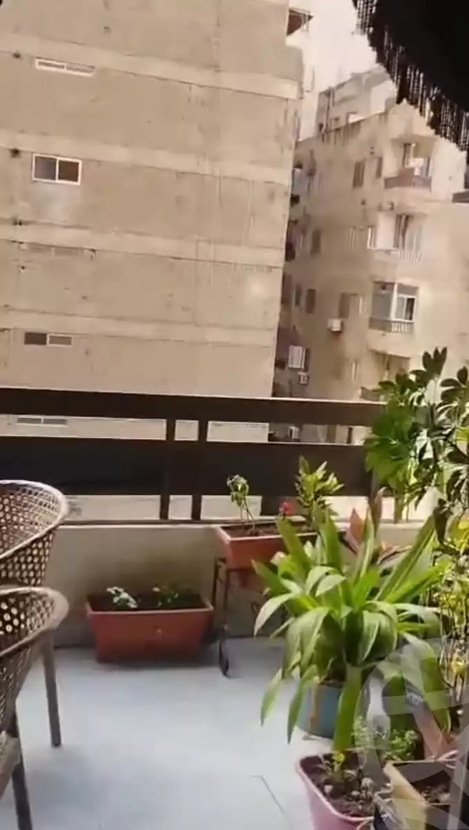 https://aqarmap.com.eg/en/listing/5390929-for-sale-alexandria-el-mandara-shr-jml-bd-lnsr