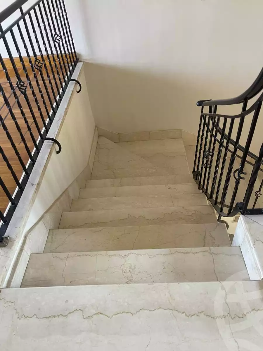 https://aqarmap.com.eg/ar/listing/5396951-for-rent-cairo-el-sheikh-zayed-city-compounds-el-rabwa