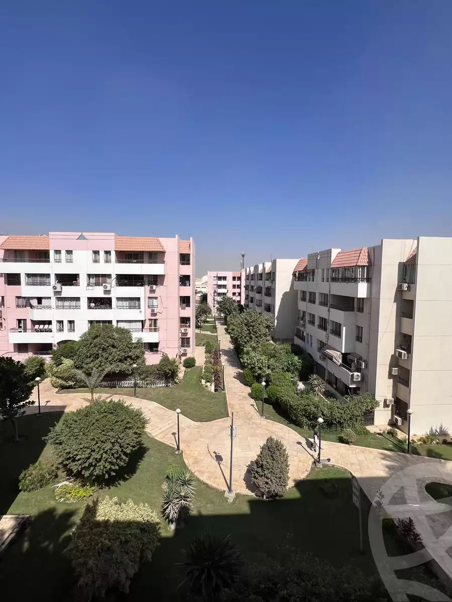 https://aqarmap.com.eg/en/listing/5397541-for-rent-cairo-new-cairo-lrhb-city-phase-3-umm-kolthom-st