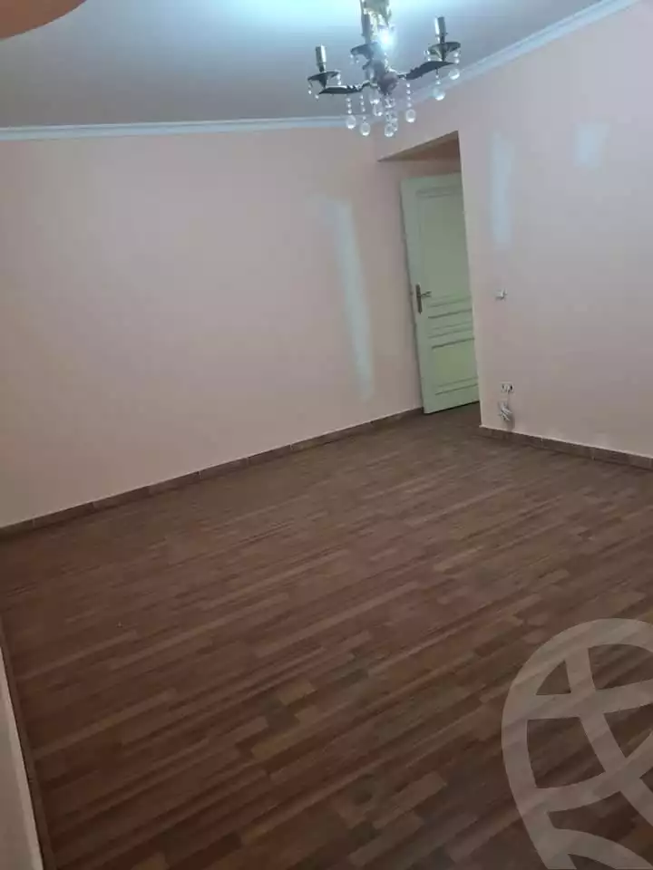 https://aqarmap.com.eg/ar/listing/5398281-for-sale-alexandria-smouha-mohammed-fawzi-moaz-st