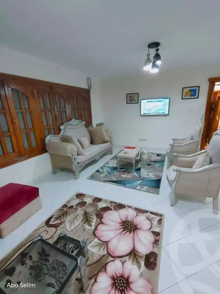 https://aqarmap.com.eg/ar/listing/5399212-for-rent-cairo-mokattam-lhdb-l-ly-shareaa-9