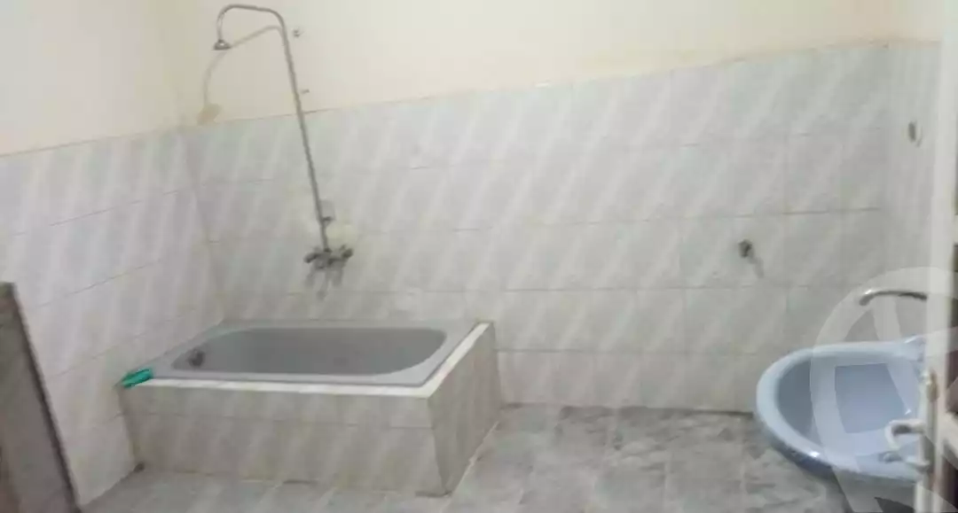 https://aqarmap.com.eg/en/listing/5399370-for-rent-cairo-faisal-el-tawabeq-hamad-yassin-st