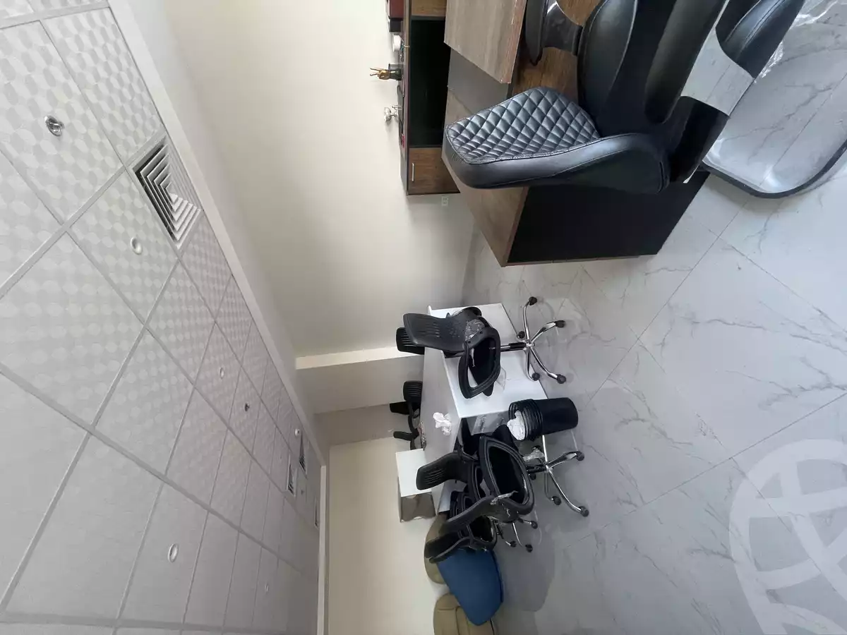 https://aqarmap.com.eg/ar/listing/5400632-for-sale-cairo-el-sheikh-zayed-city-compounds-dh-jyt-blz-mykwn-llttwyr