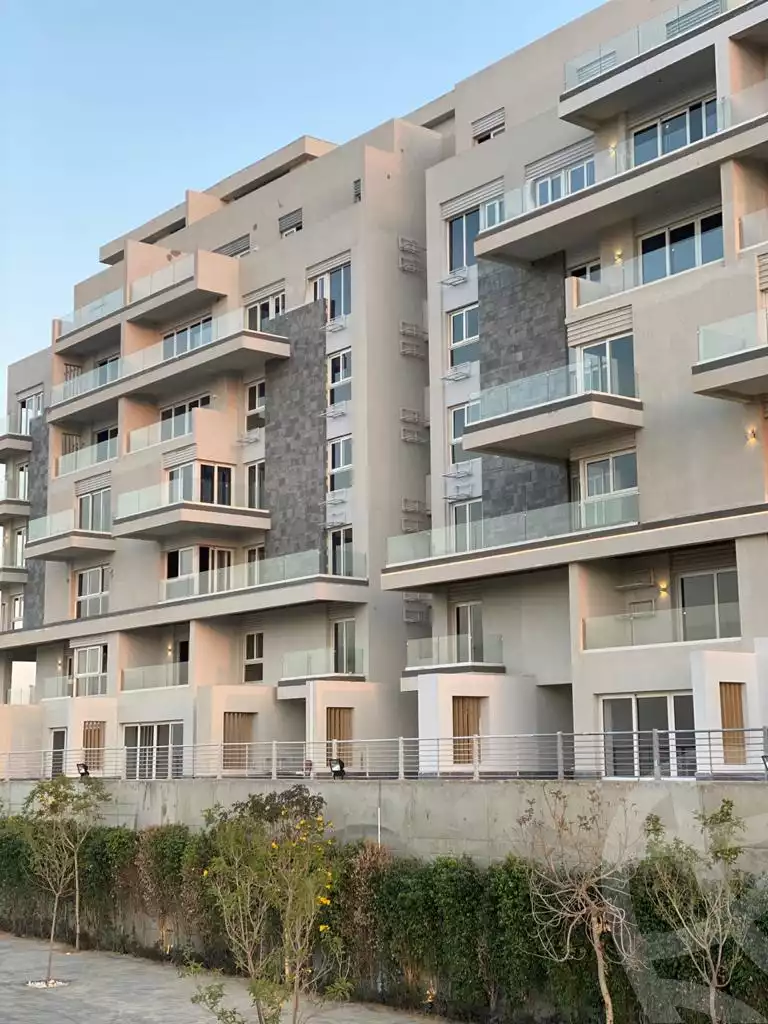 https://aqarmap.com.eg/ar/listing/5401179-for-sale-cairo-6th-of-october-compounds-mountain-view-icity-october-mv-park-mountain-view-icity-october
