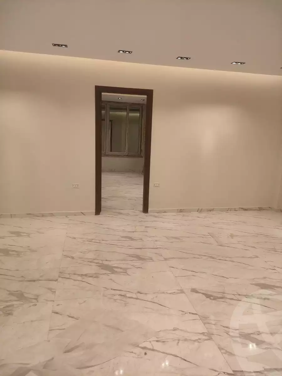https://aqarmap.com.eg/ar/listing/5401325-for-rent-cairo-mokattam-lhdb-l-ly-diplomats-neighborhood