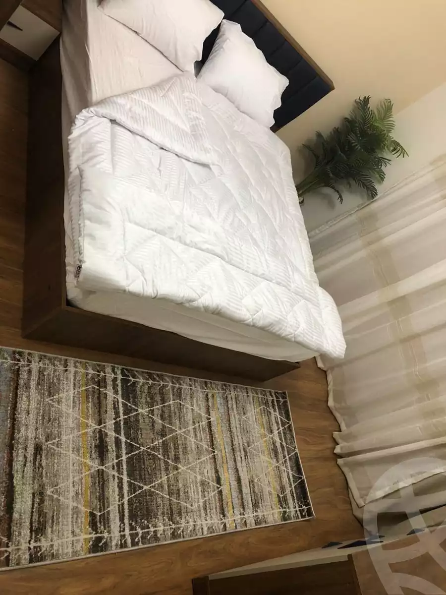 https://aqarmap.com.eg/en/listing/5401452-for-rent-cairo-new-cairo-lrhb-city-mtdd-lrhb-phase-8