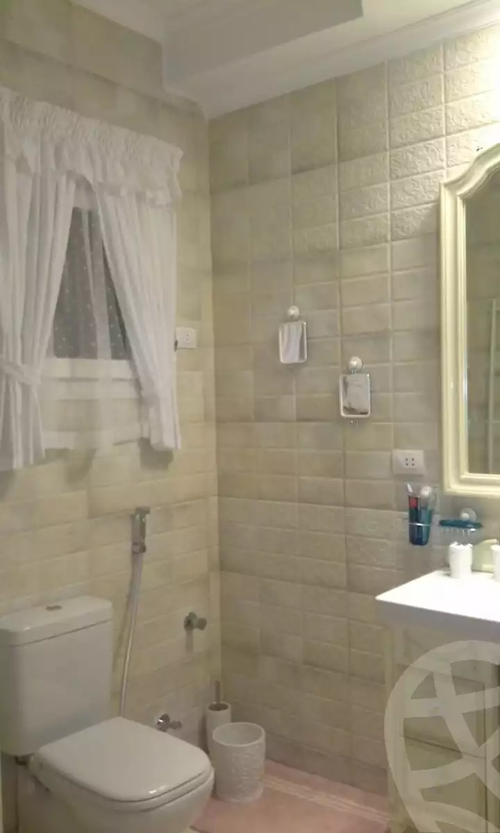 https://aqarmap.com.eg/en/listing/5405562-for-sale-cairo-new-cairo-ganob-el-akadamiya-south-academy-h-amr-ibn-el-ass-st