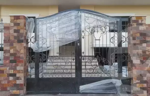 https://aqarmap.com.eg/en/listing/5408861-for-sale-cairo-el-shorouk-lhy-lrb-neighbourhood-3