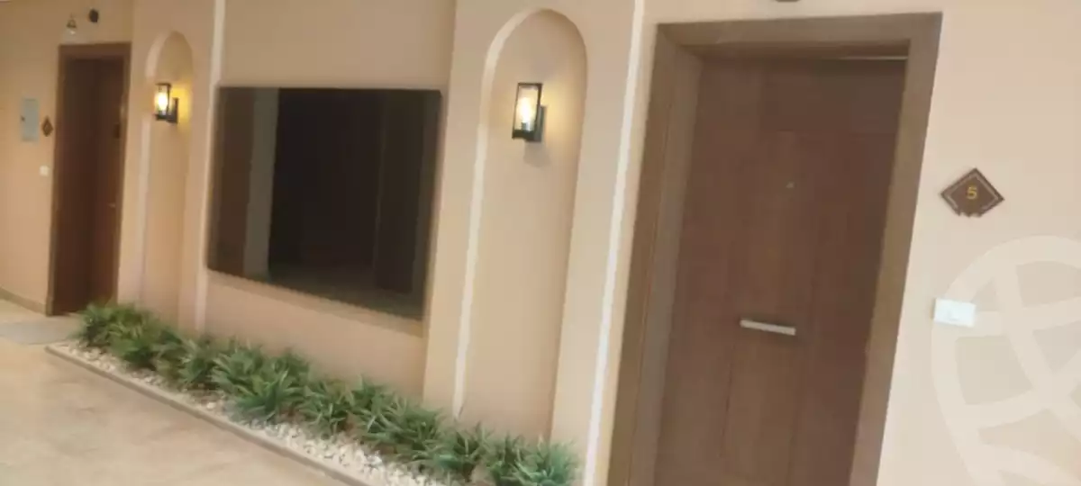 https://aqarmap.com.eg/en/listing/5409121-for-sale-cairo-el-sheikh-zayed-city-compounds-kmbwnd-fyldj-wyst-dr-llttwyr