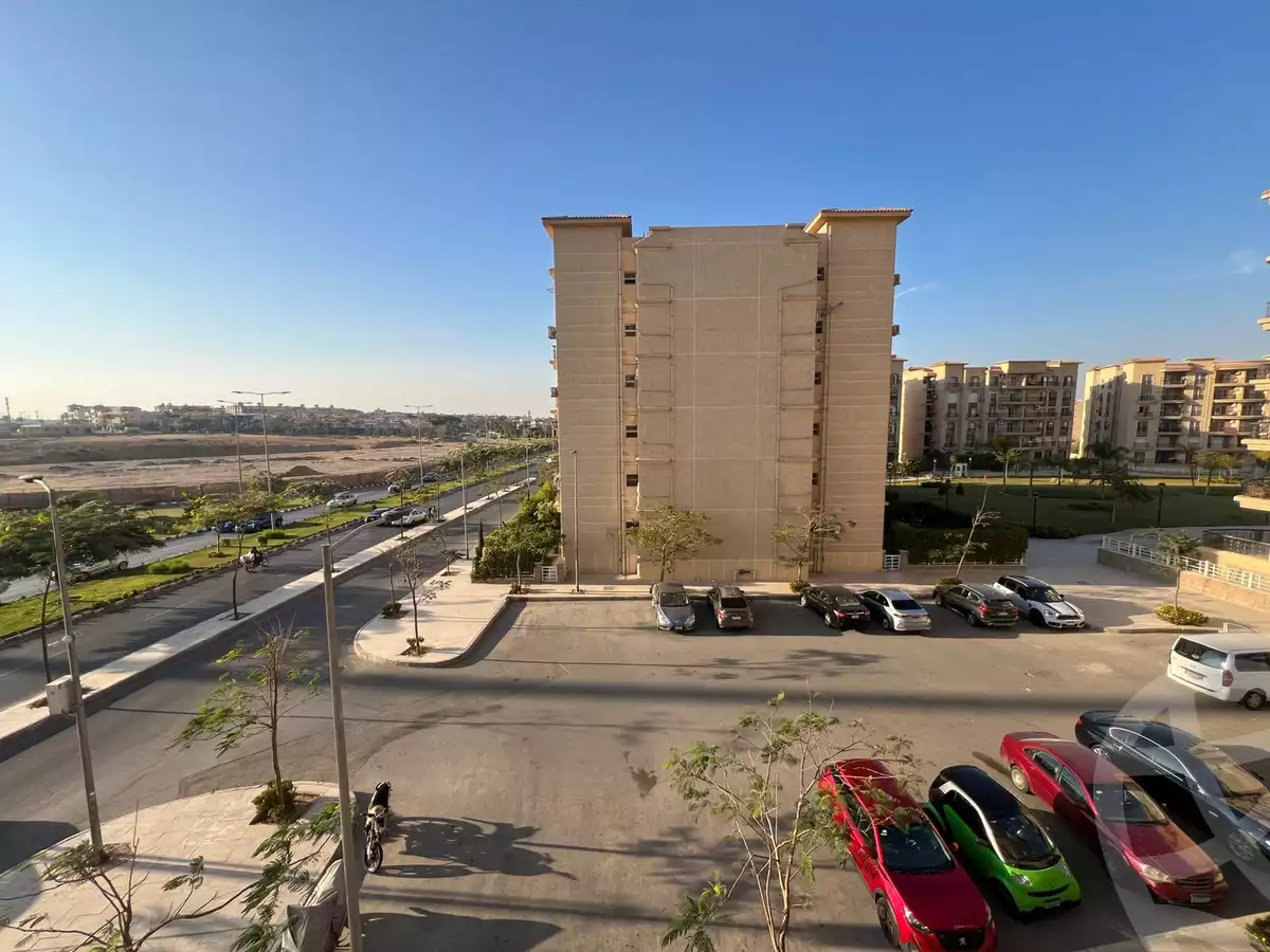 https://aqarmap.com.eg/en/listing/5411035-for-sale-cairo-new-cairo-lrhb-city-mtdd-lrhb-phase-7