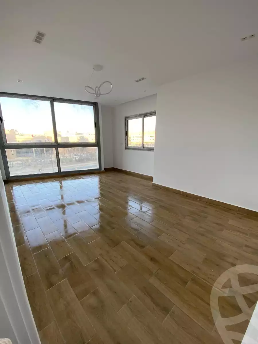 https://aqarmap.com.eg/en/listing/5411591-for-sale-cairo-mokattam-compounds-next-five-next-home