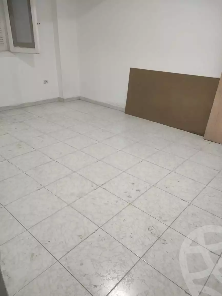 https://aqarmap.com.eg/ar/listing/5412637-for-rent-cairo-mokattam-lhdb-l-ly-diplomats-neighborhood