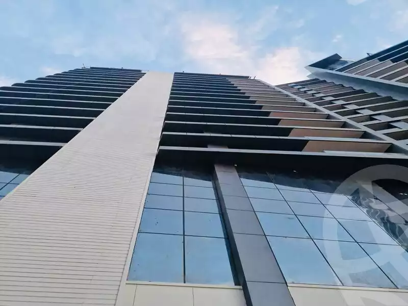 https://aqarmap.com.eg/ar/listing/5413532-for-sale-cairo-el-sheikh-zayed-city-compounds-zyd-wr-llttwyr-z-tower