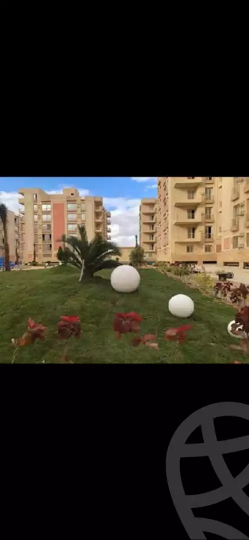 https://aqarmap.com.eg/ar/listing/5414228-for-sale-cairo-new-cairo-compounds-zohour-life-compound-2