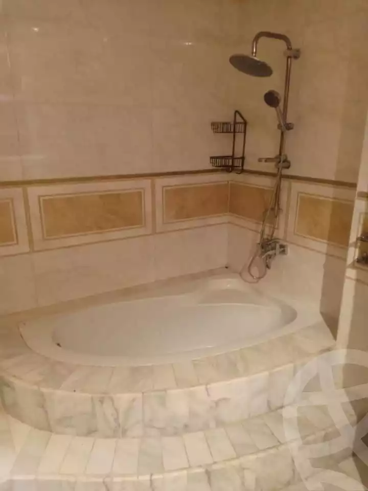 https://aqarmap.com.eg/en/listing/5414942-for-sale-cairo-hadayek-el-ahram-lmntqh-l
