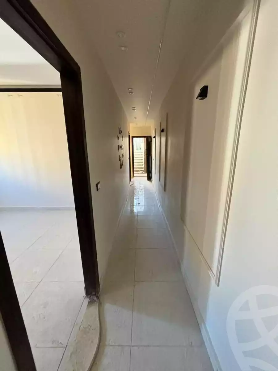 https://aqarmap.com.eg/en/listing/5417184-for-sale-cairo-6th-of-october-el-ahyaa-neighborhood-1st-al-maahad