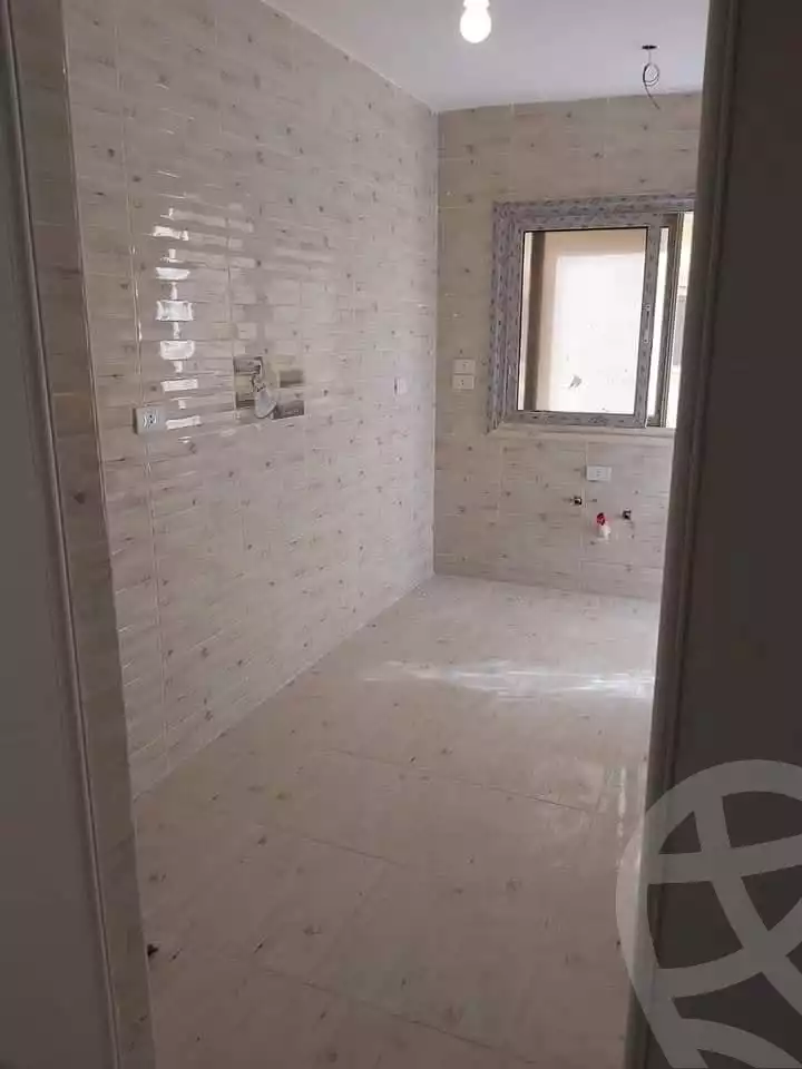 https://aqarmap.com.eg/en/listing/5418393-for-sale-cairo-al-oubour-tryq-msr-sm-yly-lshrwy-moon-city