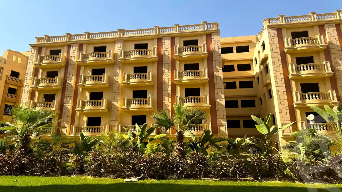 https://aqarmap.com.eg/en/listing/5418400-for-sale-cairo-new-cairo-compounds-el-ashrafia