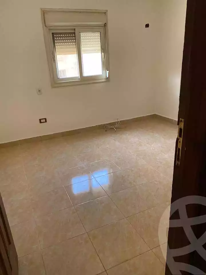 https://aqarmap.com.eg/en/listing/5418812-for-rent-cairo-mokattam-lhdb-l-ly