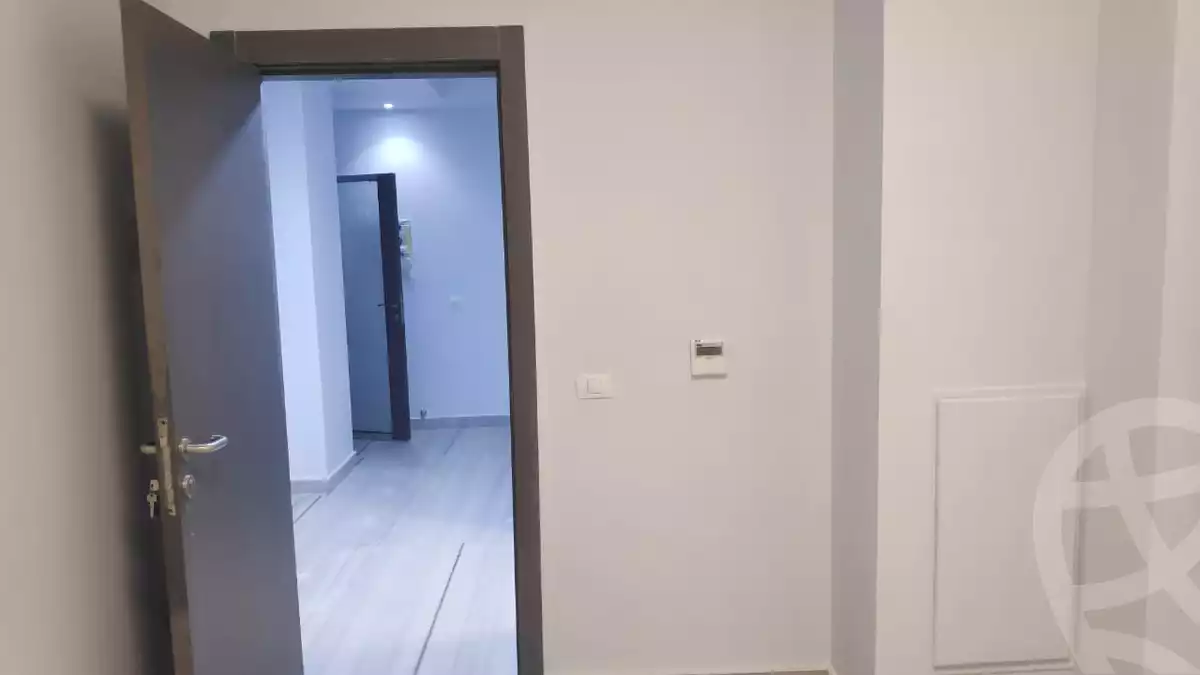 https://aqarmap.com.eg/ar/listing/5419272-for-rent-cairo-al-oubour-el-hay-el-taseaa-abbas-el-akad-st