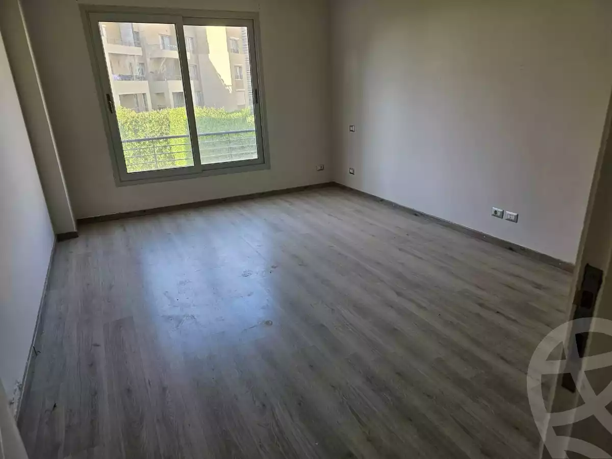 https://aqarmap.com.eg/en/listing/5420047-for-sale-cairo-6th-of-october-compounds-palm-parks