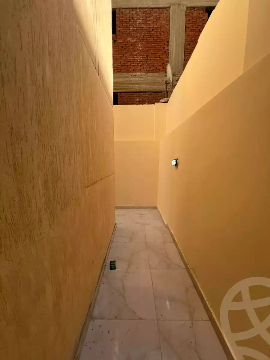 https://aqarmap.com.eg/ar/listing/5421130-for-sale-cairo-6th-of-october-el-ahyaa-neighborhood-3rd-no-14-hasan-soltan-st