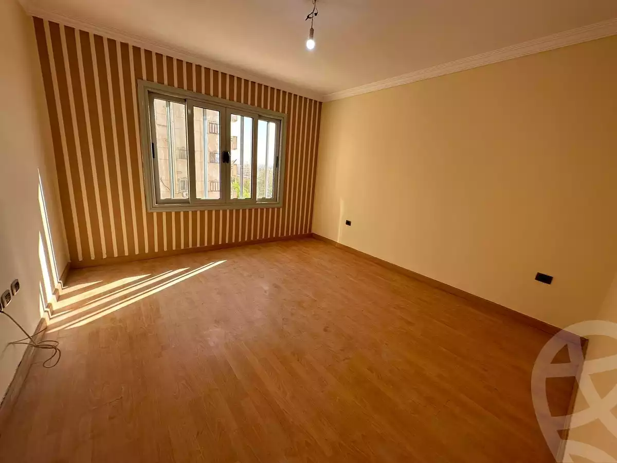 https://aqarmap.com.eg/en/listing/5422999-for-sale-cairo-mokattam-lhdb-l-ly