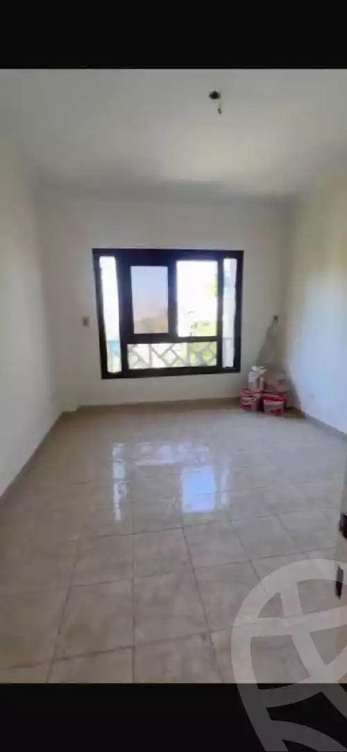 https://aqarmap.com.eg/en/listing/5424666-for-sale-cairo-new-cairo-lrhb-city-phase-5-ibn-al-nafees-st