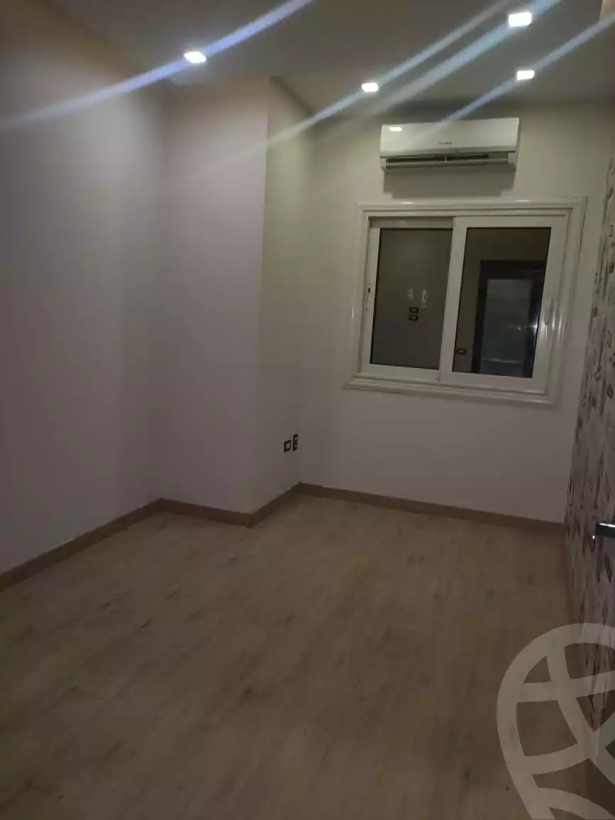 https://aqarmap.com.eg/en/listing/5426017-for-sale-cairo-new-cairo-ganob-el-akadamiya-south-academy-h-mosaab-ibn-omair-st