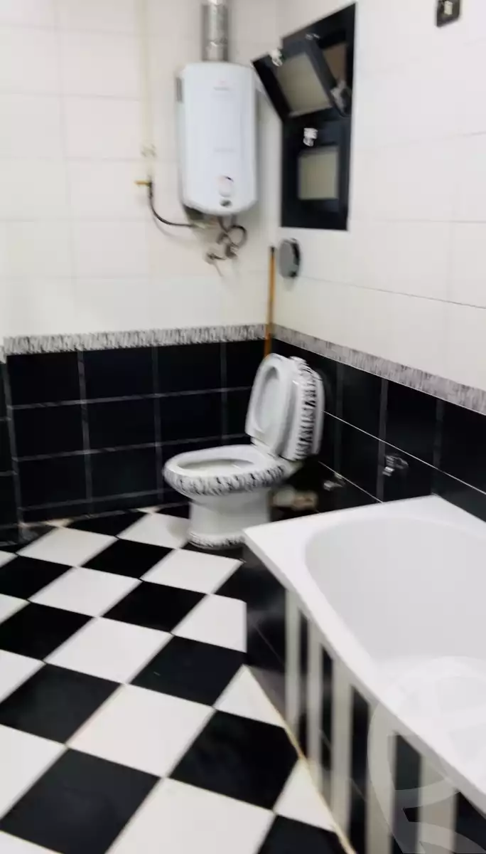 https://aqarmap.com.eg/en/listing/5407370-for-sale-cairo-faisal-kafr-tohormos-queen-nazli-st