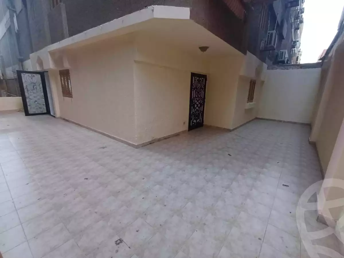 https://aqarmap.com.eg/en/listing/5427096-for-rent-cairo-mokattam-lhdb-l-ly