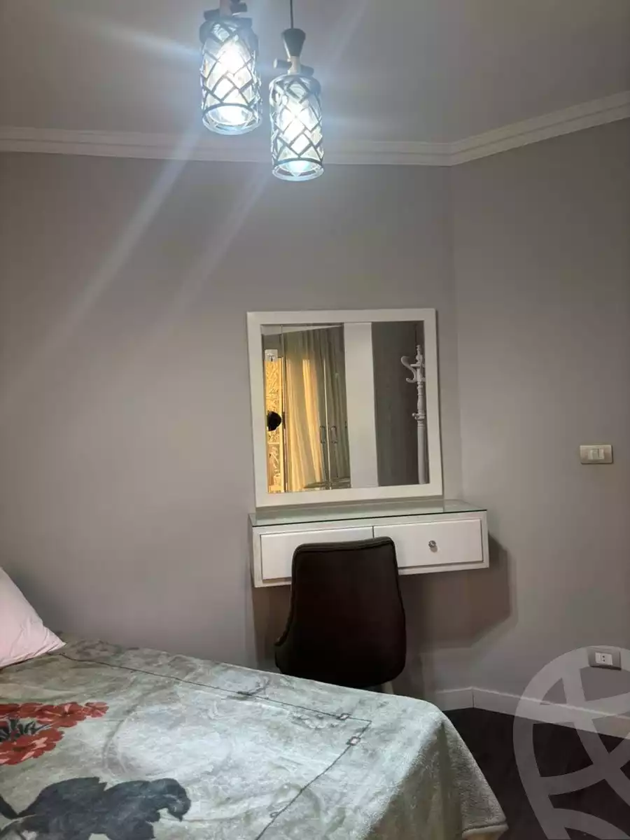 https://aqarmap.com.eg/en/listing/5430007-for-rent-cairo-new-cairo-lrhb-city-phase-5-ibn-al-nafees-st