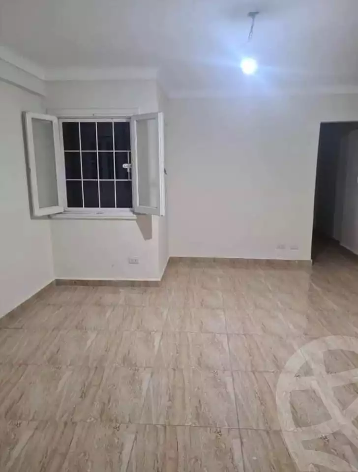 https://aqarmap.com.eg/en/listing/5433824-for-sale-alexandria-ganaklis-shr-mrtdy-bsh