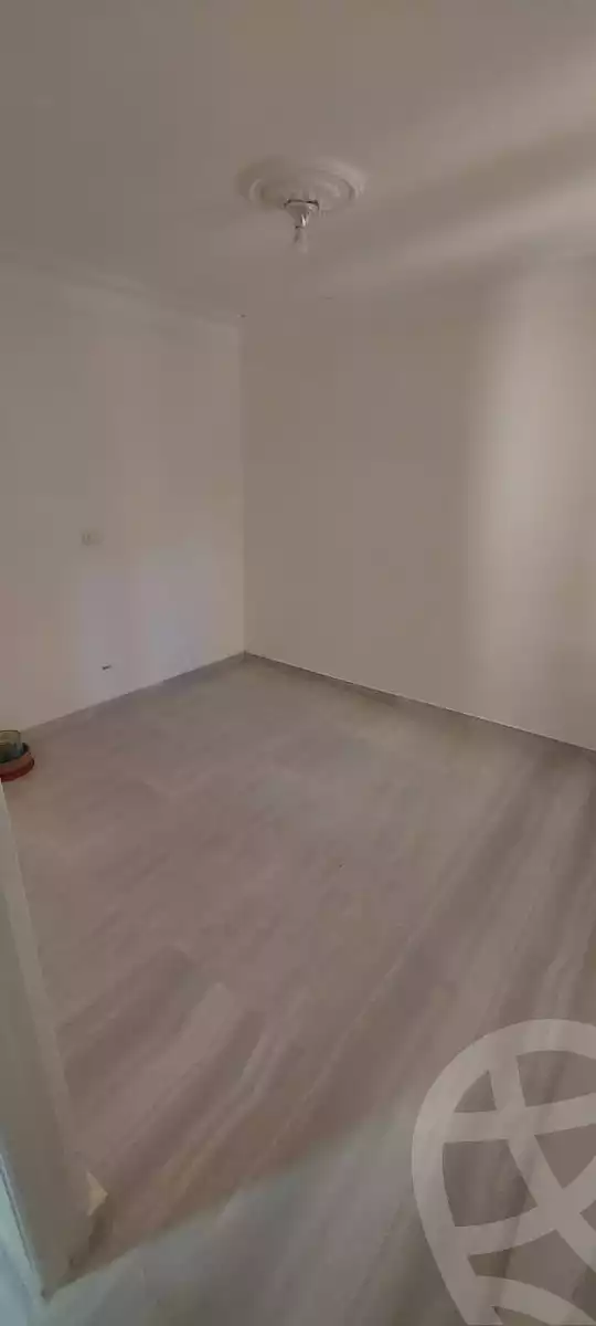 https://aqarmap.com.eg/en/listing/5433850-for-sale-alexandria-el-asafra-l-sfr-qbly