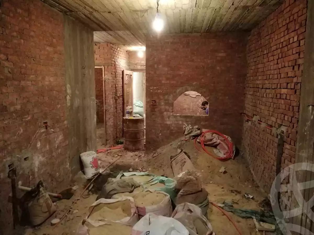 https://aqarmap.com.eg/ar/listing/5434061-for-sale-cairo-faisal-kafr-tohormos-mohammed-mahmoud-st