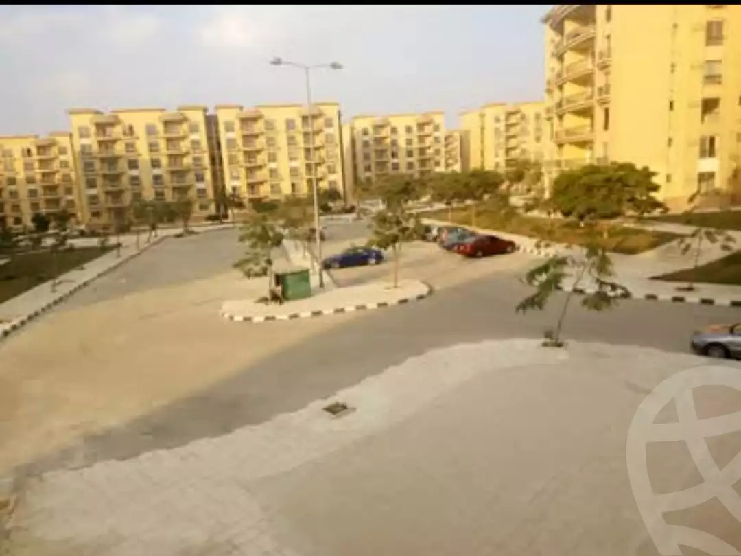 https://aqarmap.com.eg/en/listing/5435303-for-rent-cairo-new-cairo-lrhb-city-mtdd-lrhb-doctor-mostafa-mosharafa-st