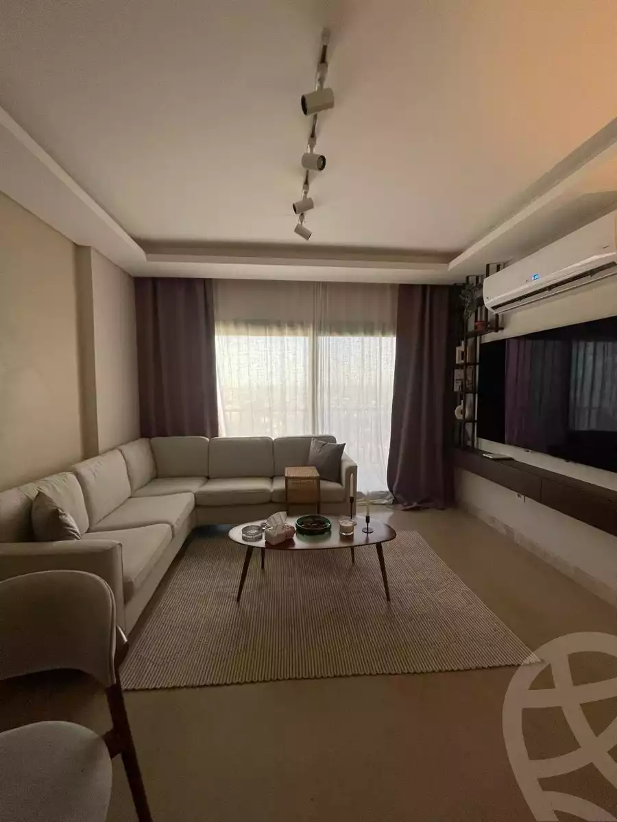 https://aqarmap.com.eg/en/listing/5435478-for-sale-cairo-el-sheikh-zayed-city-compounds-zyd-wr-llttwyr-z-tower