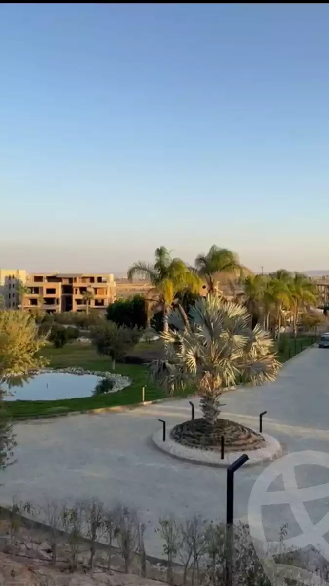 https://aqarmap.com.eg/en/listing/5436570-for-sale-cairo-el-sheikh-zayed-city-compounds-roaya-compound-zayed