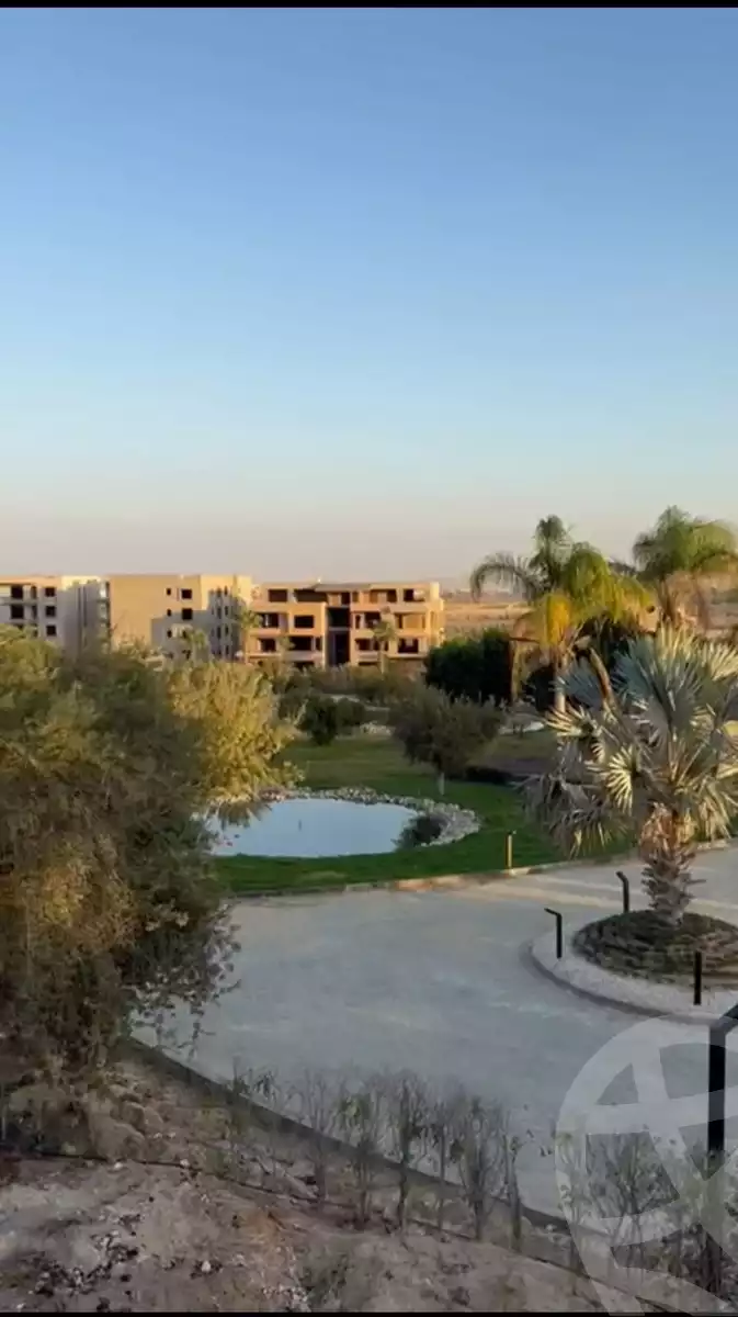 https://aqarmap.com.eg/en/listing/5436586-for-sale-cairo-el-sheikh-zayed-city-compounds