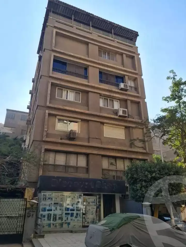 https://aqarmap.com.eg/ar/listing/5439809-for-sale-cairo-el-maadi-sarayat-el-maadi-street-77